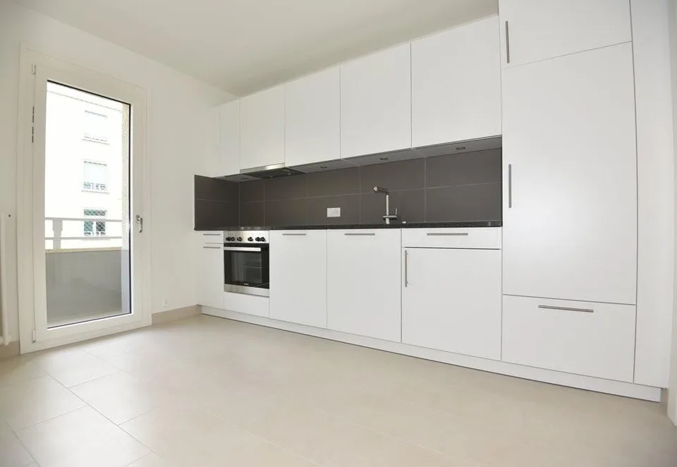 Prachtvolle 6-Zimmer-Wohnung mit Charme und Seeblick