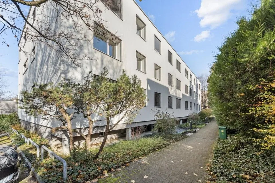 Schöne 4.5 Zimmerwohnung mit grossem Balkon in Allschwil