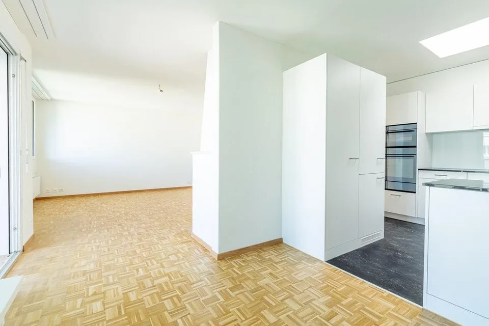 Bel appartement 4.5 pièces avec grand balcon à Allschwil – photo 6 sur 10