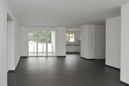 Ampio e luminoso 3.5 locali immerso nel verde a Locarno
