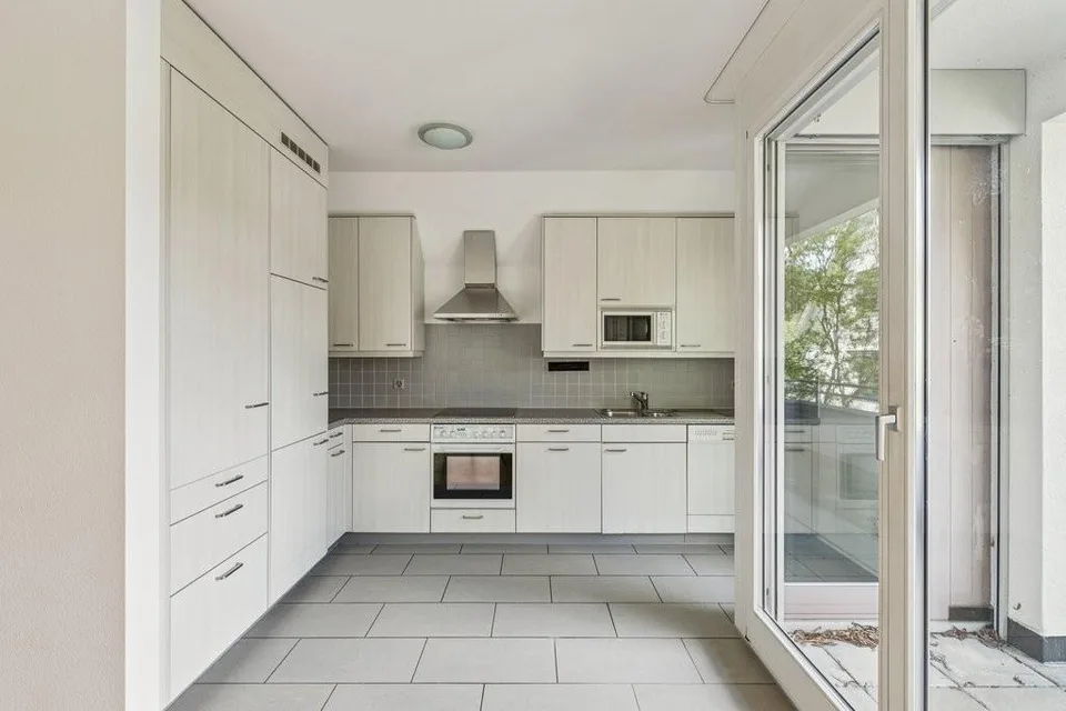 Wohnen mit Aussicht - helle 3.5-Zimmerwohnung in Reigoldswil