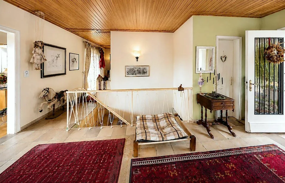 Stilvolle 7.5 Zimmer-Villa mit parkähnlicher Gartenanlage – Foto 21 von 30
