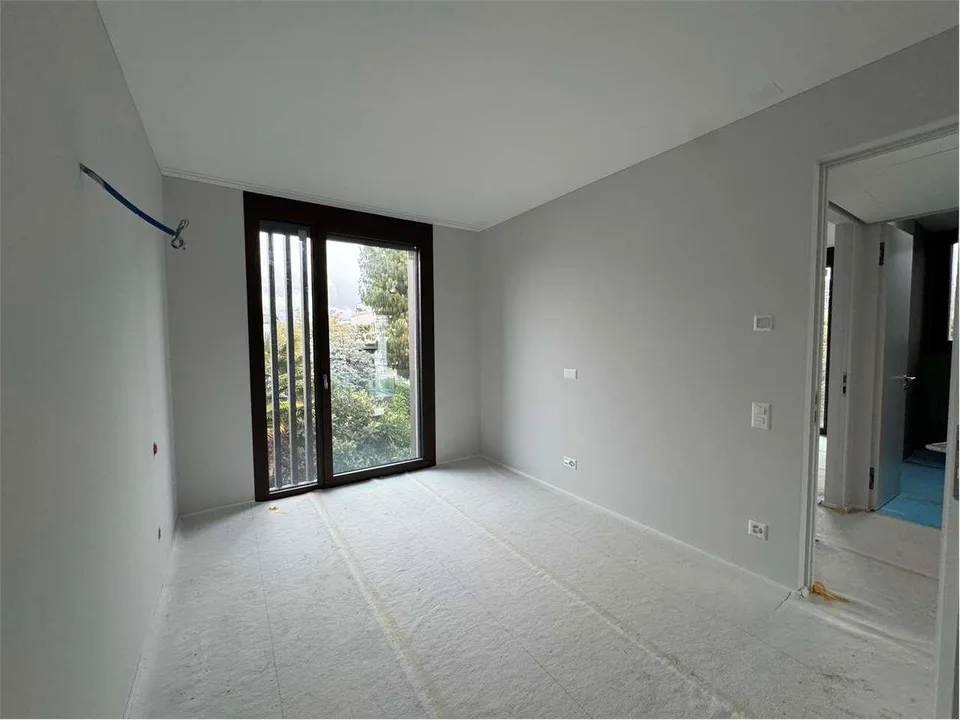 Appartamento 4.5 al PT con giardino a 5 minuti a piedi dal Golf di Asc