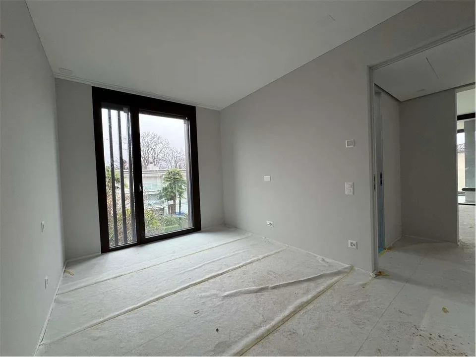 Appartamento 4.5 al PT con giardino a 5 minuti a piedi dal Golf di Asc – foto 6 di 8