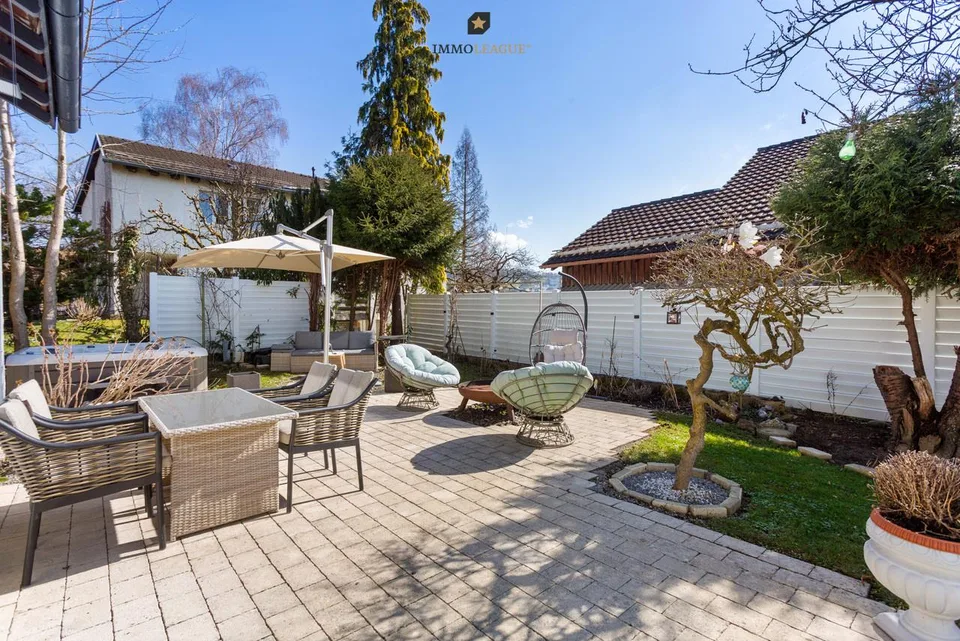 Familienglück mit wunderschönem Gartenparadies – Foto 6 von 10