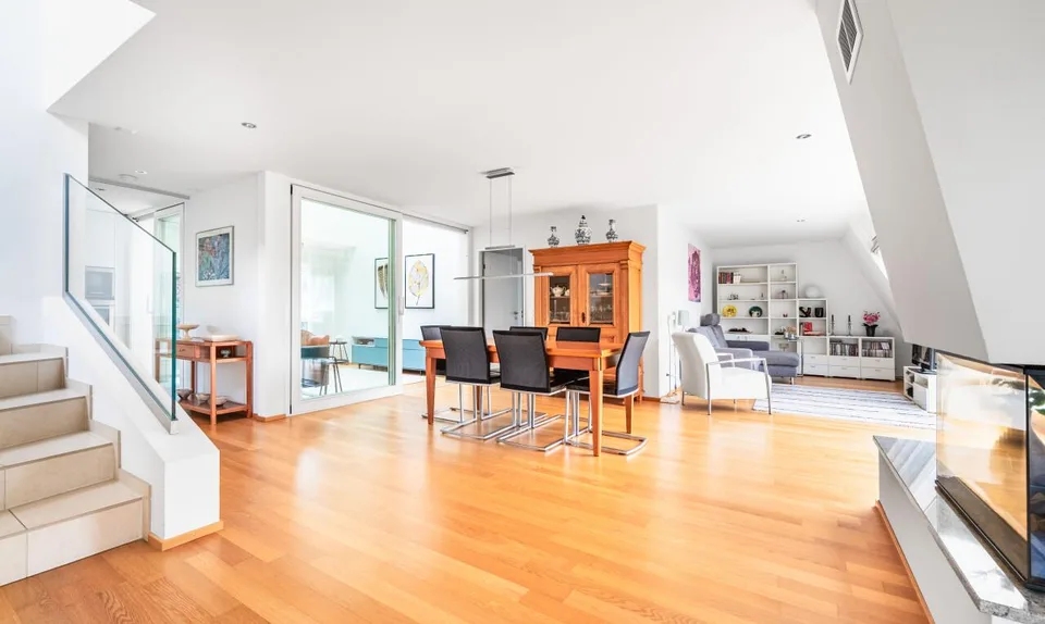 Maisonette unica in attico con appartamento e terrazza sul tetto