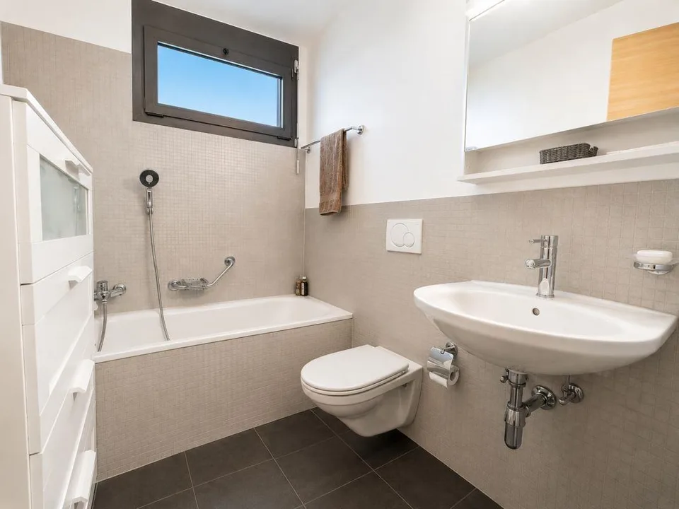 Helles und modernes 3.5-Zimmer-Apartment – Foto 7 von 8