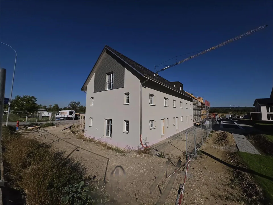 Neubau-Reiheneinfamilienhaus mit 4.5 Zimmern und herrlicher Aussicht – photo 3 of 18