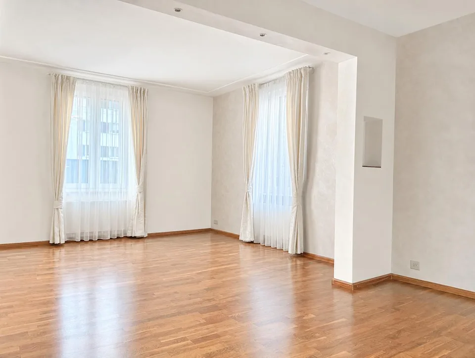 Freistehendes Einfamilienhaus an zentraler Lage in Münchenstein