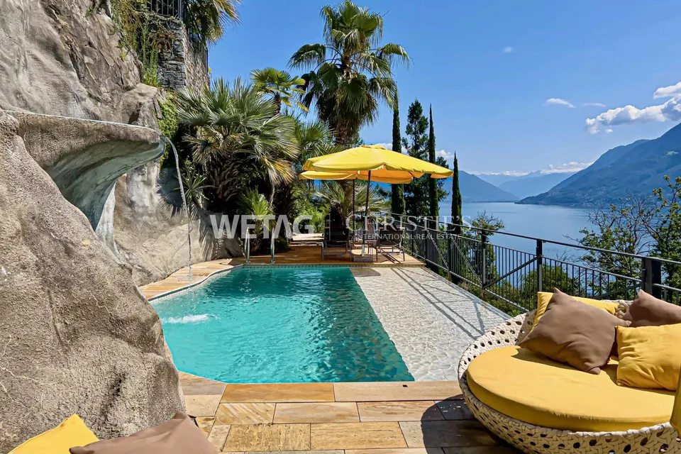 Villa avec résidence secondaire de style méditerranéen avec vue panoramique sur le lac Majeur à Brissago à vendre – photo 6 sur 13
