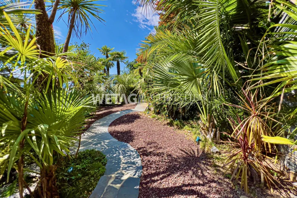 Villa avec résidence secondaire de style méditerranéen avec vue panoramique sur le lac Majeur à Brissago à vendre – photo 11 sur 13
