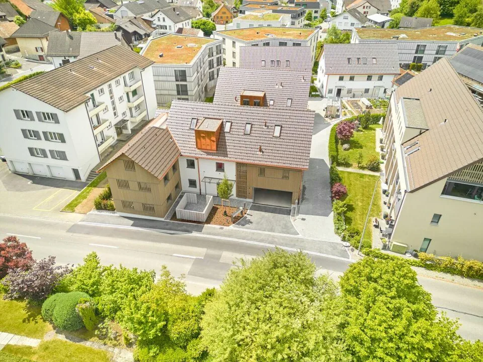 Appartement de 4 1/2 pièces en mansarde avec balcon et grenier – photo 7 sur 12