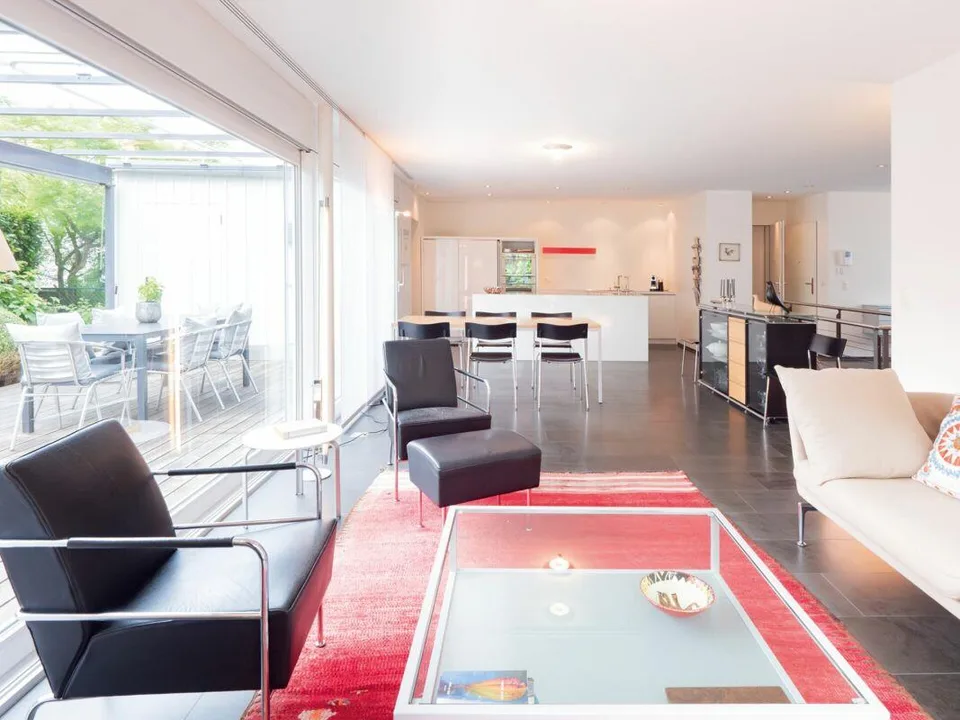 4.5 Z' Maisonette Wohnung mit Traumgarten, interner Liftverbindung ...