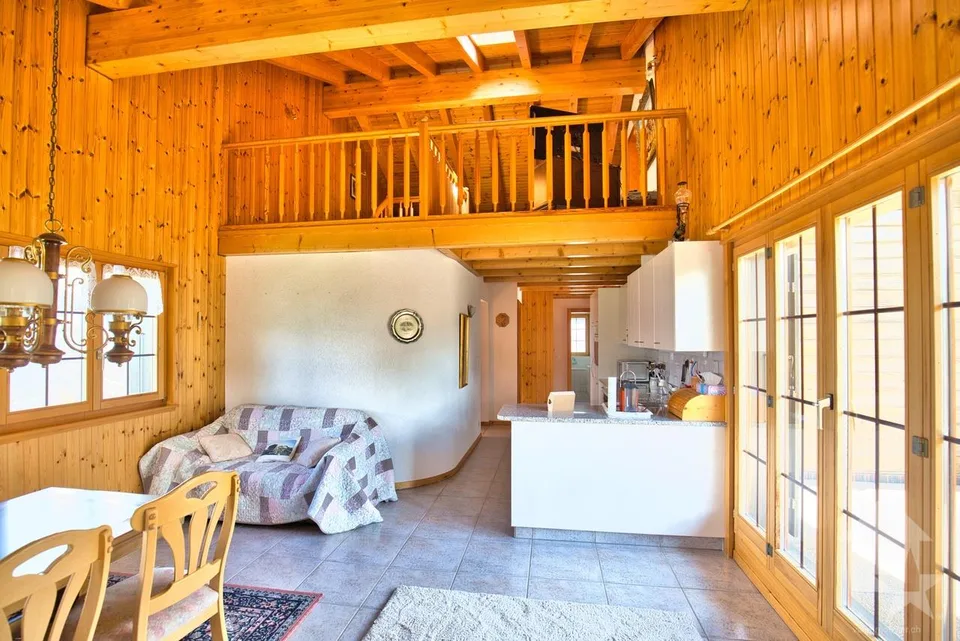 Chalet con 2 appartamenti su un grande lotto, posizione eccezionale! – foto 28 di 30