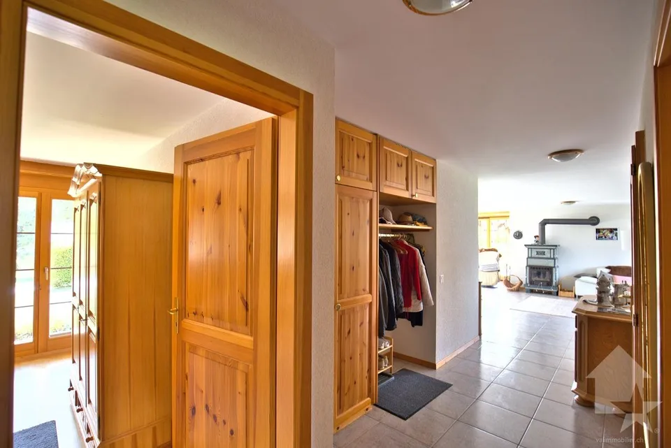 Chalet con 2 appartamenti su un grande lotto, posizione eccezionale! – foto 20 di 30