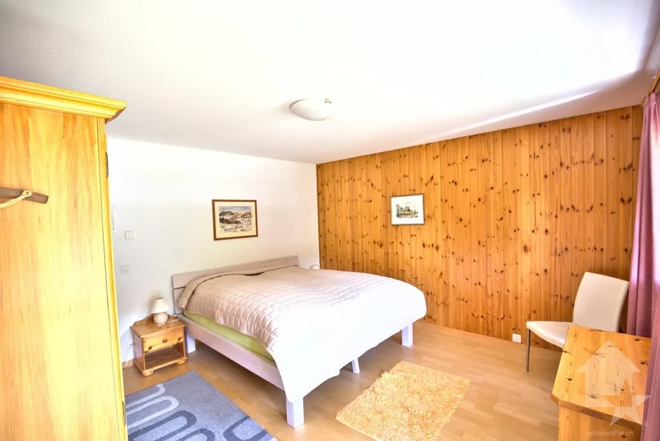 Chalet con 2 appartamenti su un grande lotto, posizione eccezionale! – foto 22 di 30