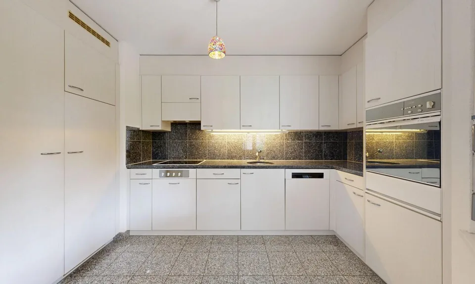Appartement spacieux de 3,5 pièces avec terrasse ensoleillée