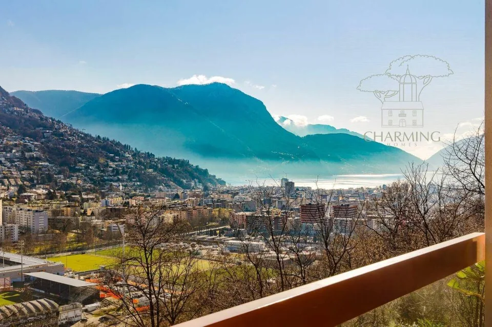 Attico Panoramico a Porza