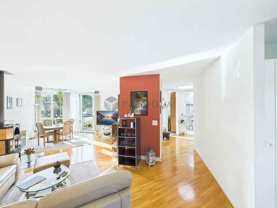 Charmante 4.5 Zimmer Dachwohnung an erstklassiger Lage in Gümligen