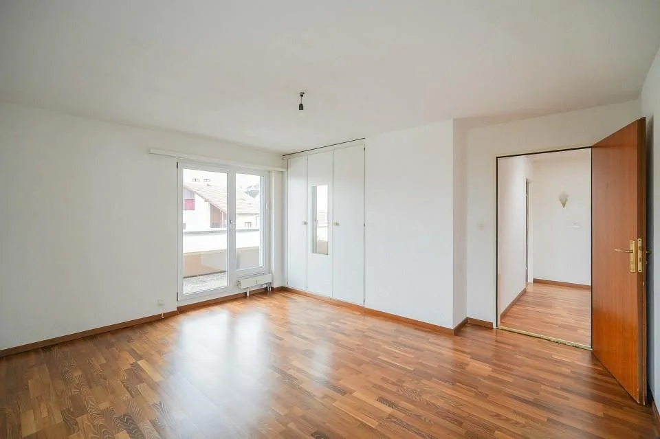 Grosszügige 5.5 Zimmer-Attikawohnung an sonniger, zentraler Lage