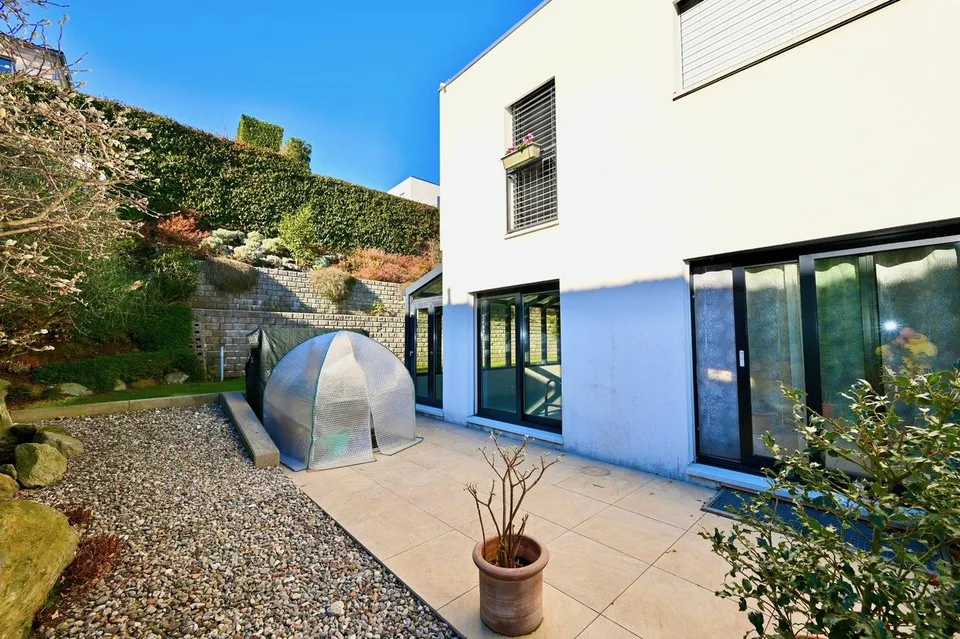 Villa Moderna con Piscina Riscaldata ad Agra - Collina d'Oro – photo 18 sur 20