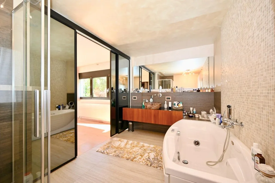 Villa Moderna con Piscina Riscaldata ad Agra - Collina d'Oro – photo 11 sur 20