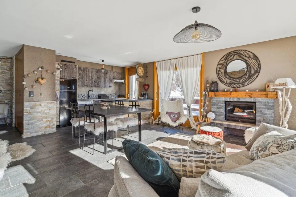 Appartement meublé lumineux avec vue panoramique à Crans-Montana