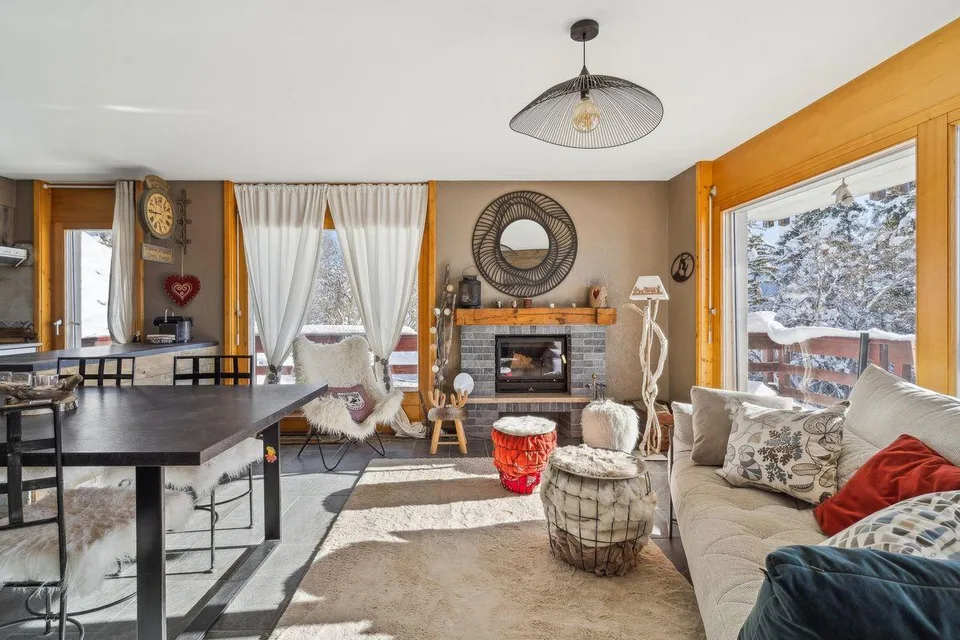 Appartement meublé lumineux avec vue panoramique à Crans-Montana