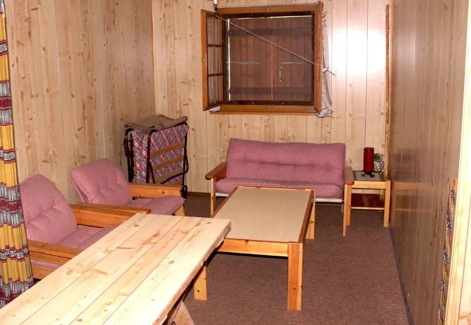 Demi-maison dans un endroit isolé avec beaucoup d'espace environnant – photo 6 sur 13