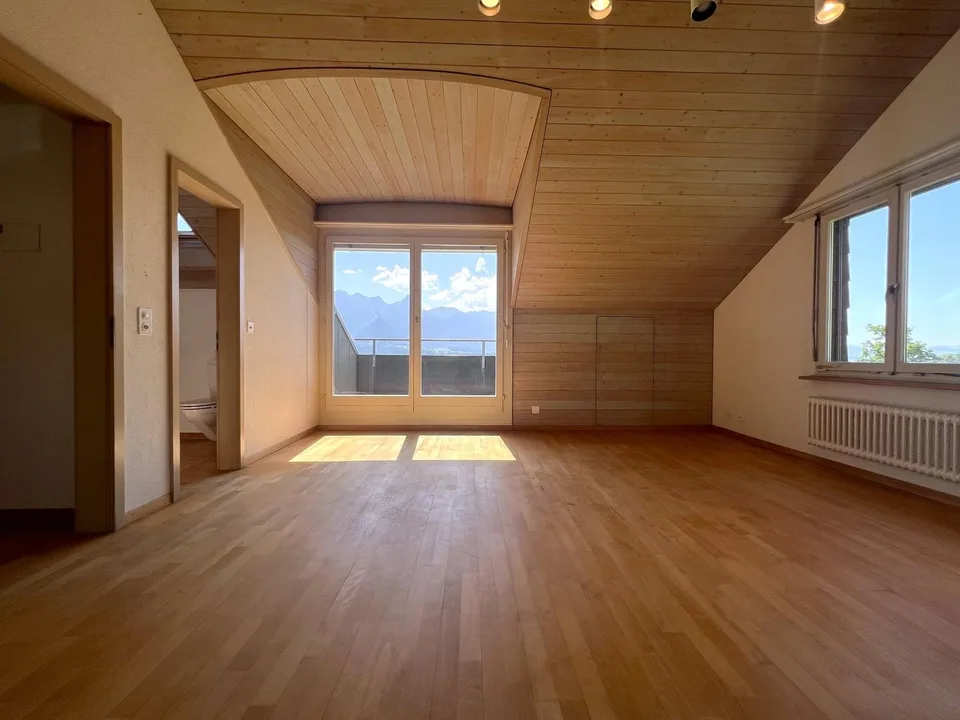 5.5 Zimmer-Doppeleinfamilienhaus in Hilterfingen – Foto 12 von 13