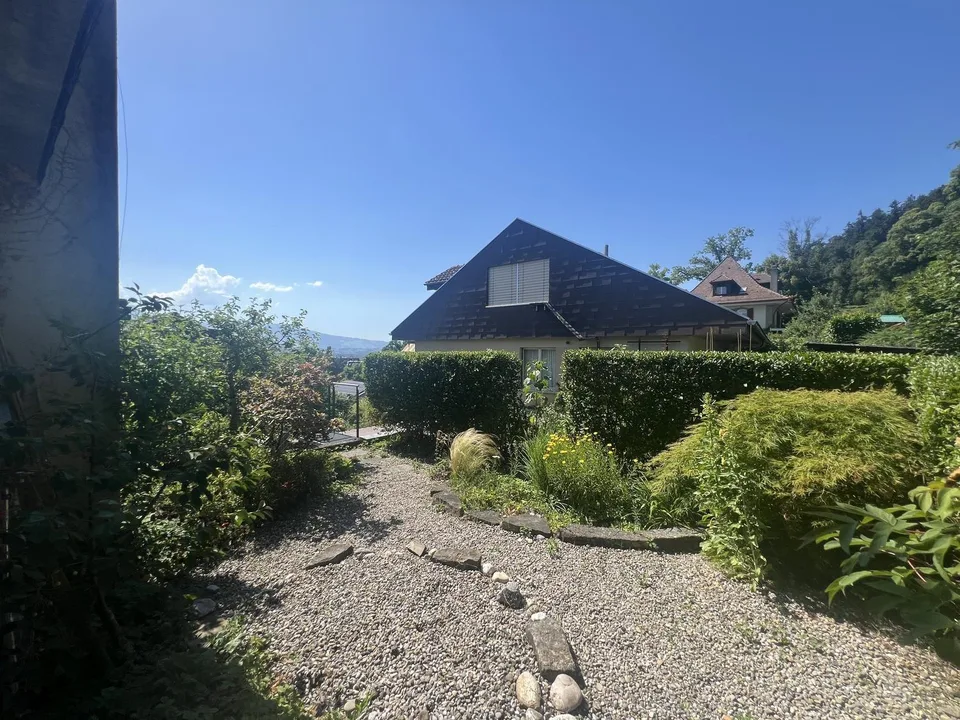 5.5 Zimmer-Doppeleinfamilienhaus in Hilterfingen – Foto 7 von 13