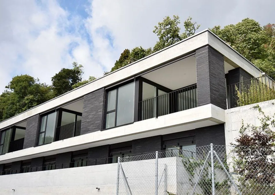 A reddito: moderne ed eleganti unità personalizzabili, giardino, an...