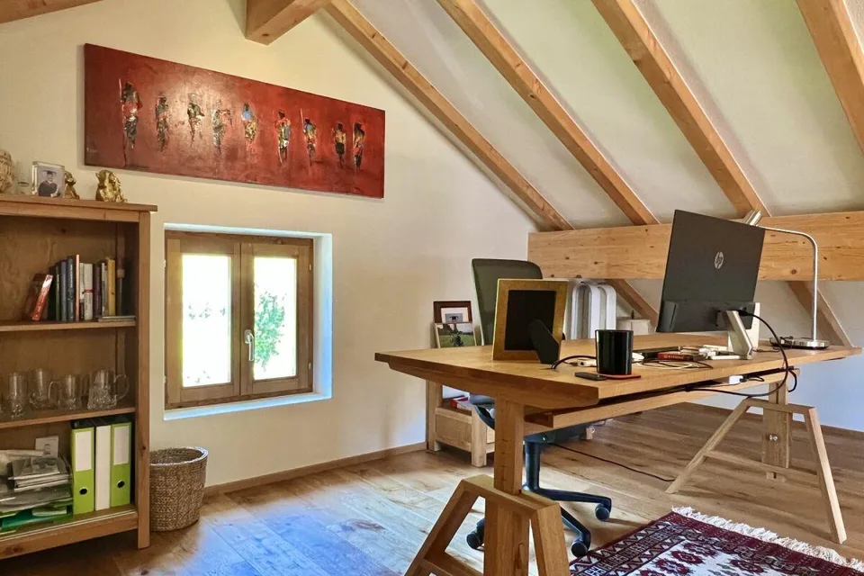 RESERVIERT !!! "Casa Felicità", ganzjährige Sonnenlage, schöner Garten, eigener Weinberg, 4 Parkplätze und moderner Lift – Foto 21 von 30
