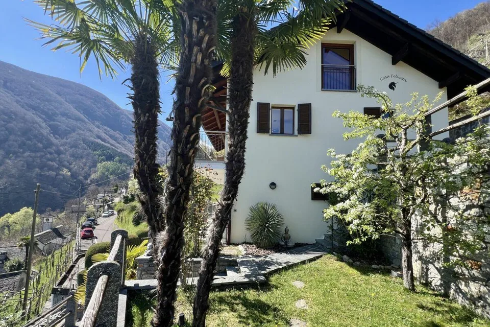 "Casa Felicità", ganzjährige Sonnenlage, schöner Garten, eigener We...