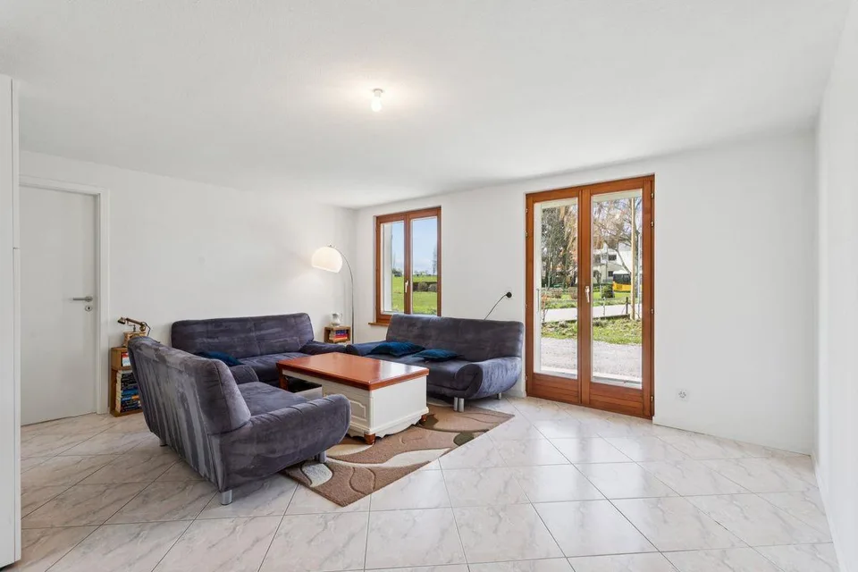 Appartement 4 pièces avec grand jardin à la campagne