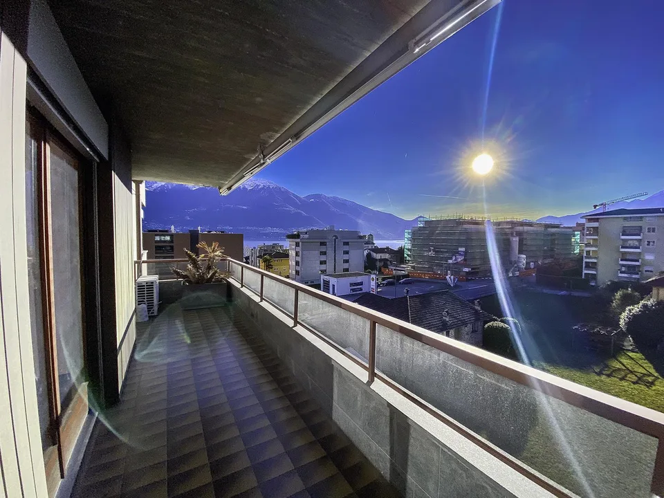 A due passi dal lago, grande 4.5 locali soleggiatissimo – photo 17 sur 20