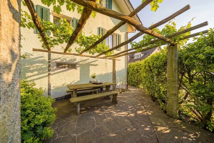 STILVOLL SANIERTES MÜHLENHAUS ZWISCHEN ZÜRICH UND ZUG – Foto 7 von 8