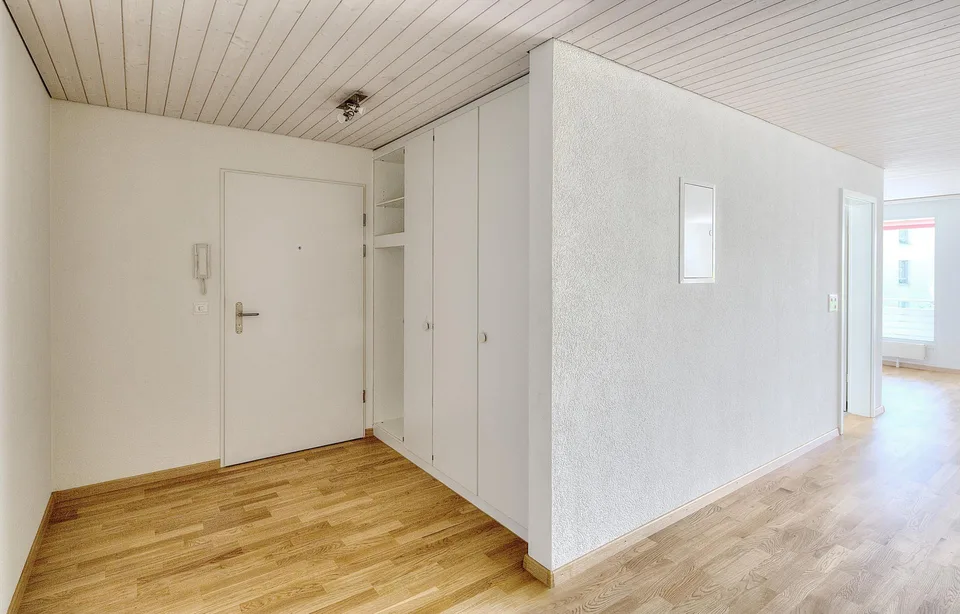 Bright 3.5 room apartment in central location of Münsingen – photo 9 of 10