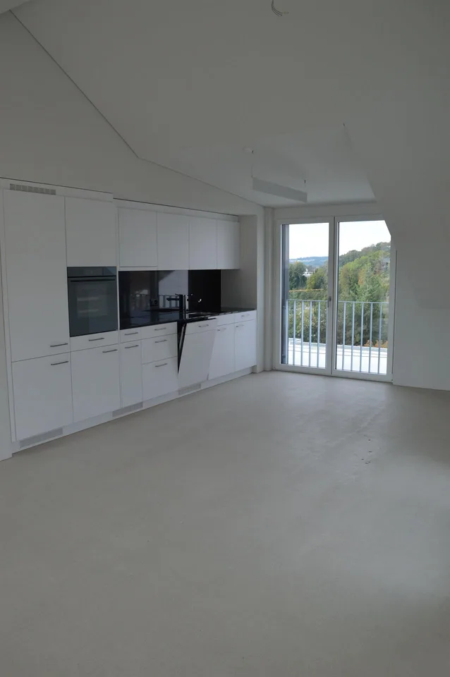 Moderne 4.5-Zimmer-Dachwohnung mit Terrasse in Neuhausen am Rheinfall – Foto 7 von 13