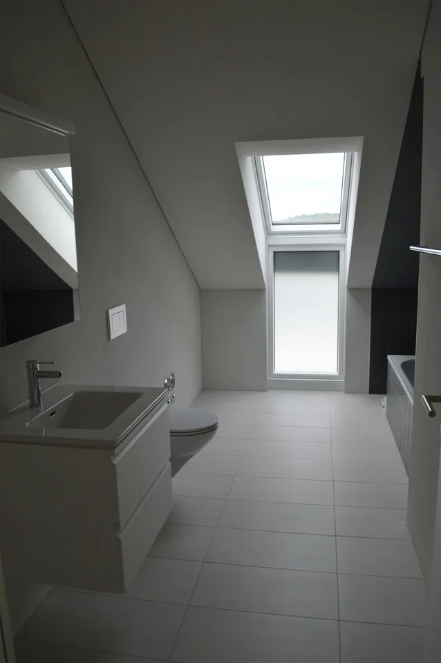 Moderne 4.5-Zimmer-Dachwohnung mit Terrasse in Neuhausen am Rheinfall – Foto 6 von 13