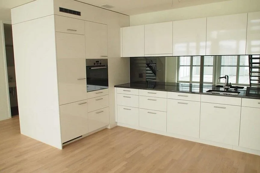 Helle Maisonettewohnung an der Muri-Allee!