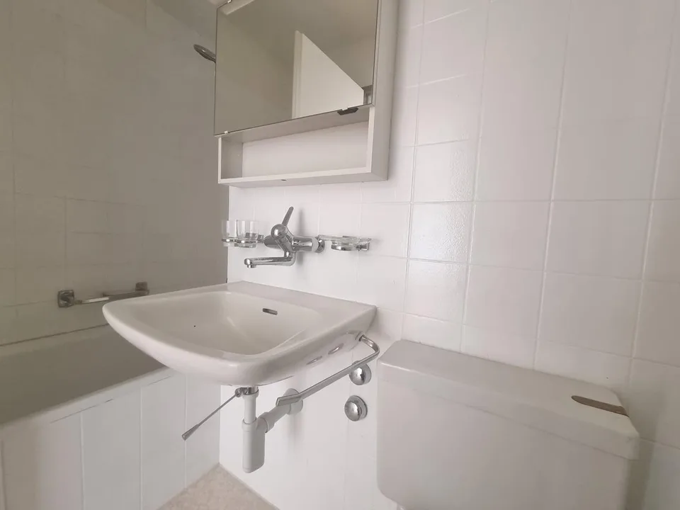 Superbe appartement pour une personne avec place de parking - avec une vue de rêve