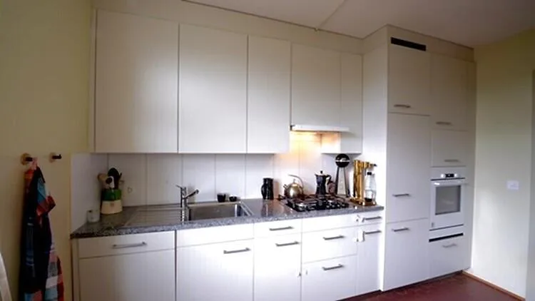 5 ZI-WOHNUNG IN ST. GALLEN, MÖBLIERT, TEMPORÄR