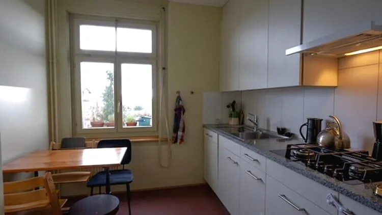 5 ZI-WOHNUNG IN ST. GALLEN, MÖBLIERT, TEMPORÄR