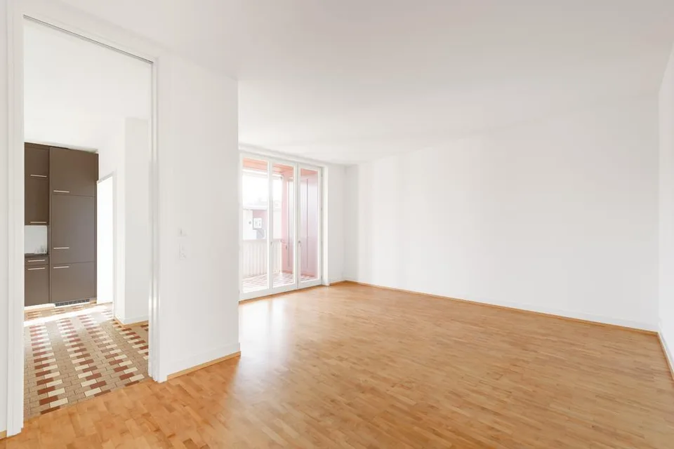 Moderne, helle 4.5-Zimmerwohnung mit Balkon