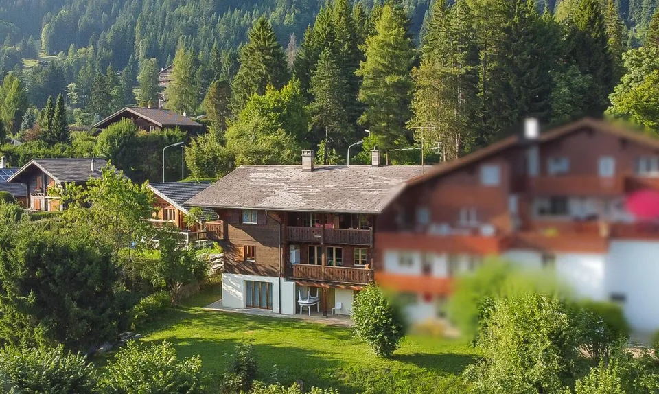 Chalet mit 4 Apartments im Herzen von Villars-sur-Ollon