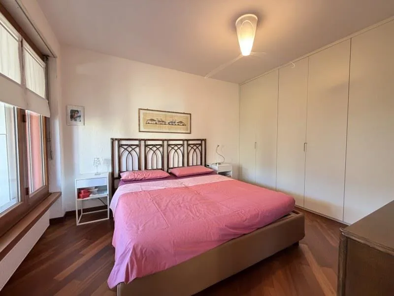 ELEGANTE E COMODO 2.5 LOCALI, DIRETTAMENTE FRONTE LAGO – foto 9 di 13