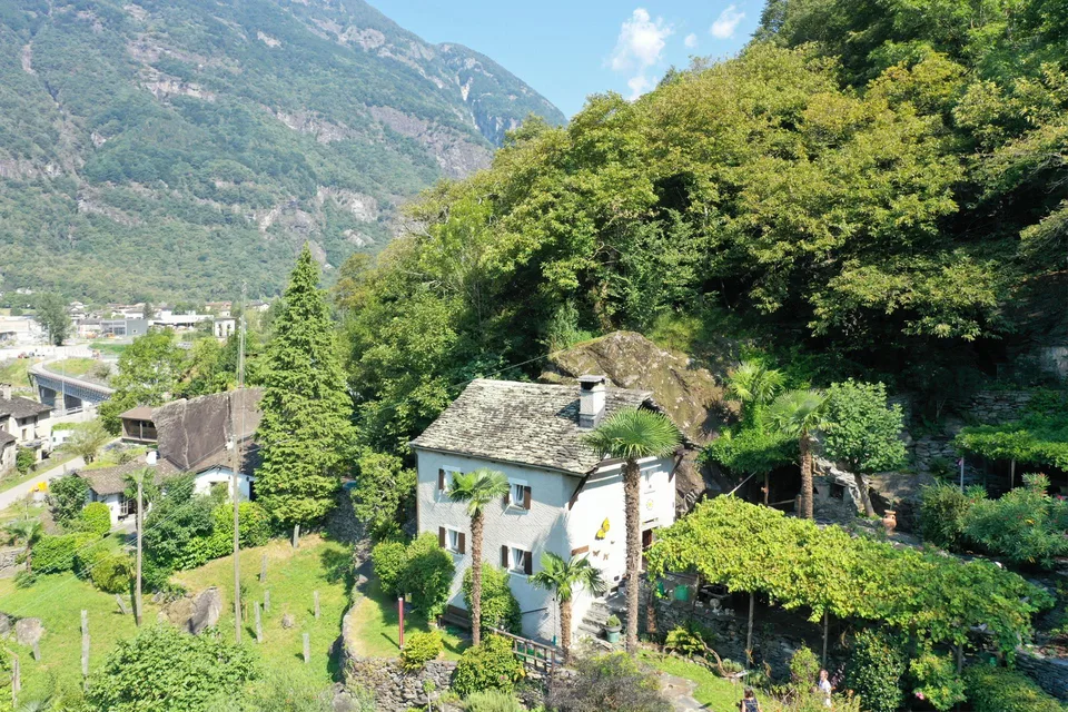 Schönes Rustico mit allem Komfort und einmaligem Garten