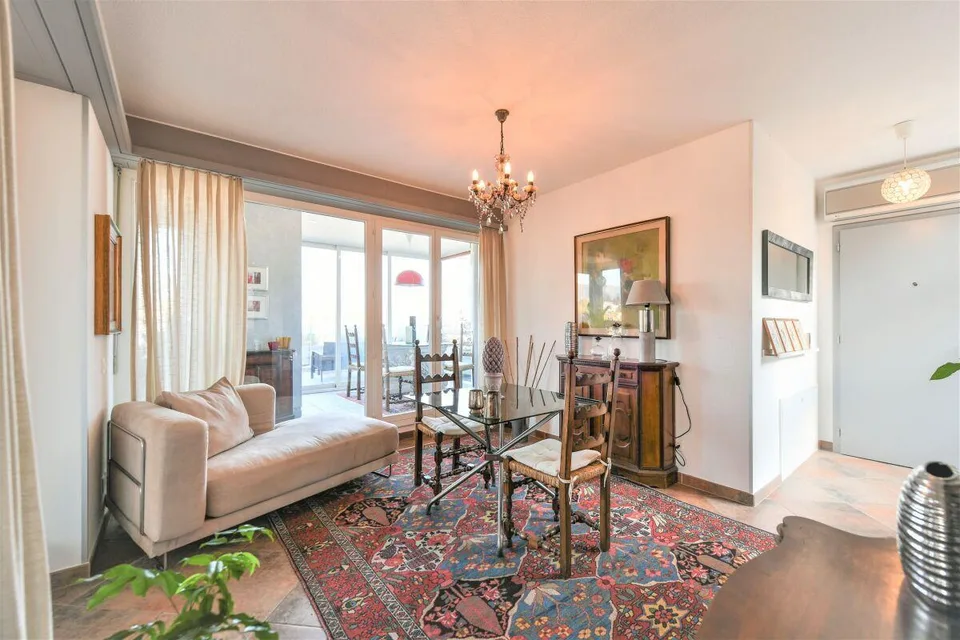 Magnifico attico con vista lago | Wunderschönes Attikawohnung mit S...