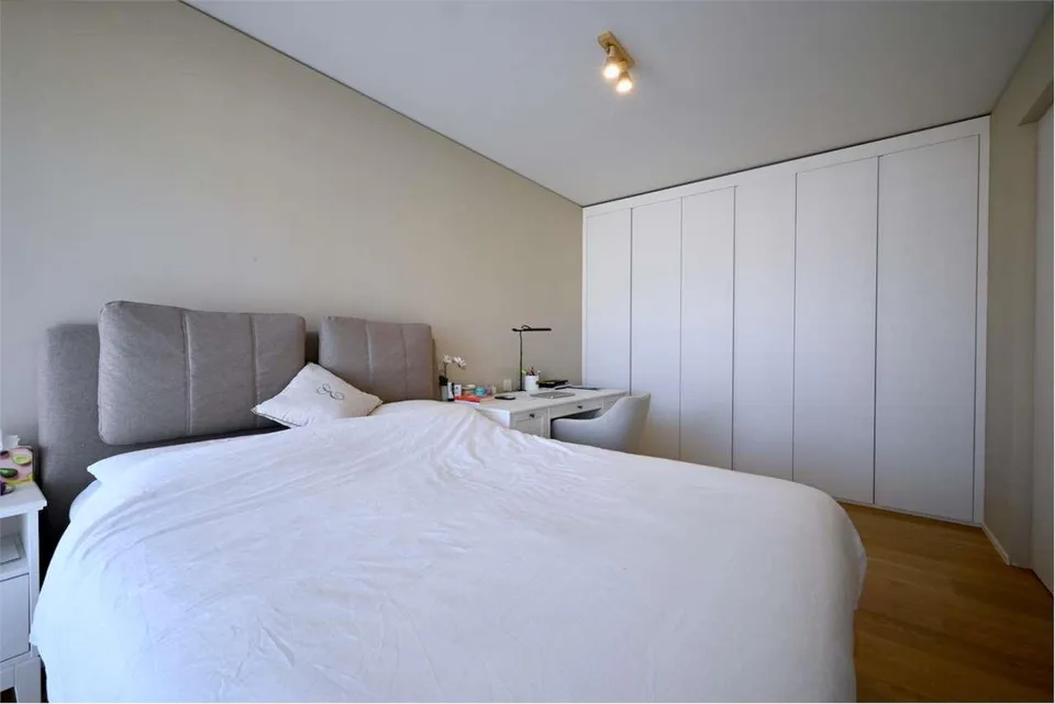 Modernes 3.5-Zimmer-Apartment mit großer Terrasse – Foto 13 von 24